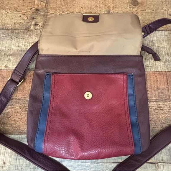 Multi Color Relic Women's Crossbody Bag, 11'x11", Faux Leather - Picture 8 of 14